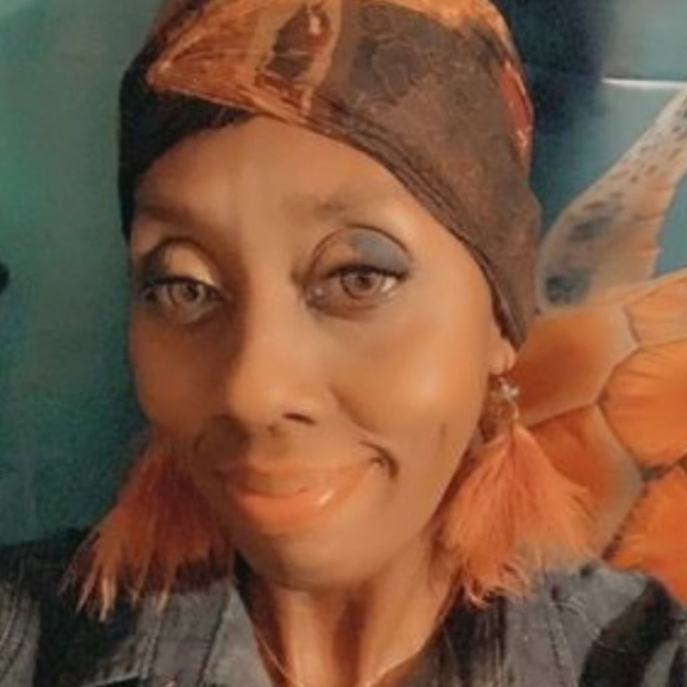 Meet your Posher, Tyna